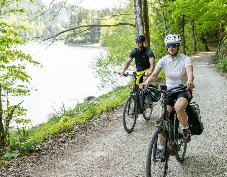 radlerhose damen, tourenbike fahrerin