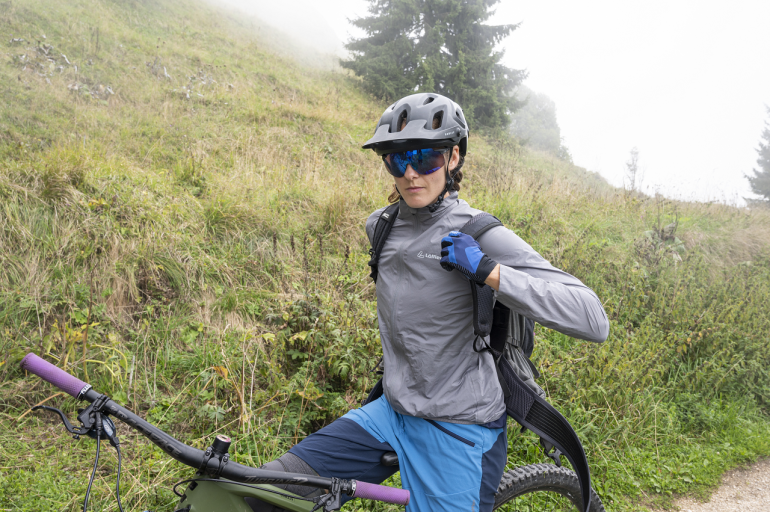 Women's rain jacket gray